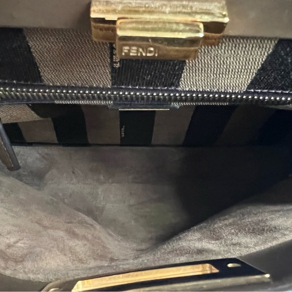 Fendi Peekaboo crossbody secondhand - Picture 10 of 16